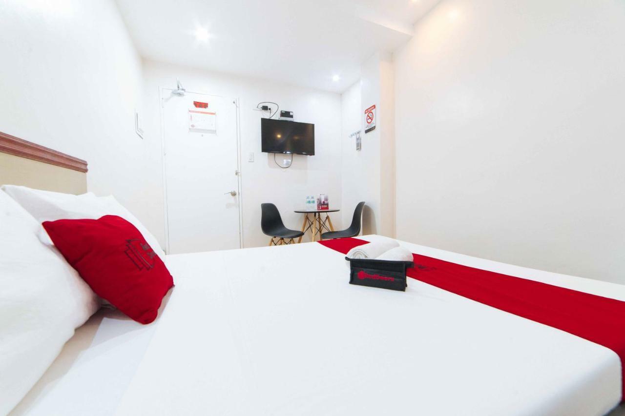 Reddoorz Plus Near Sm Lanang Davao Bagian luar foto