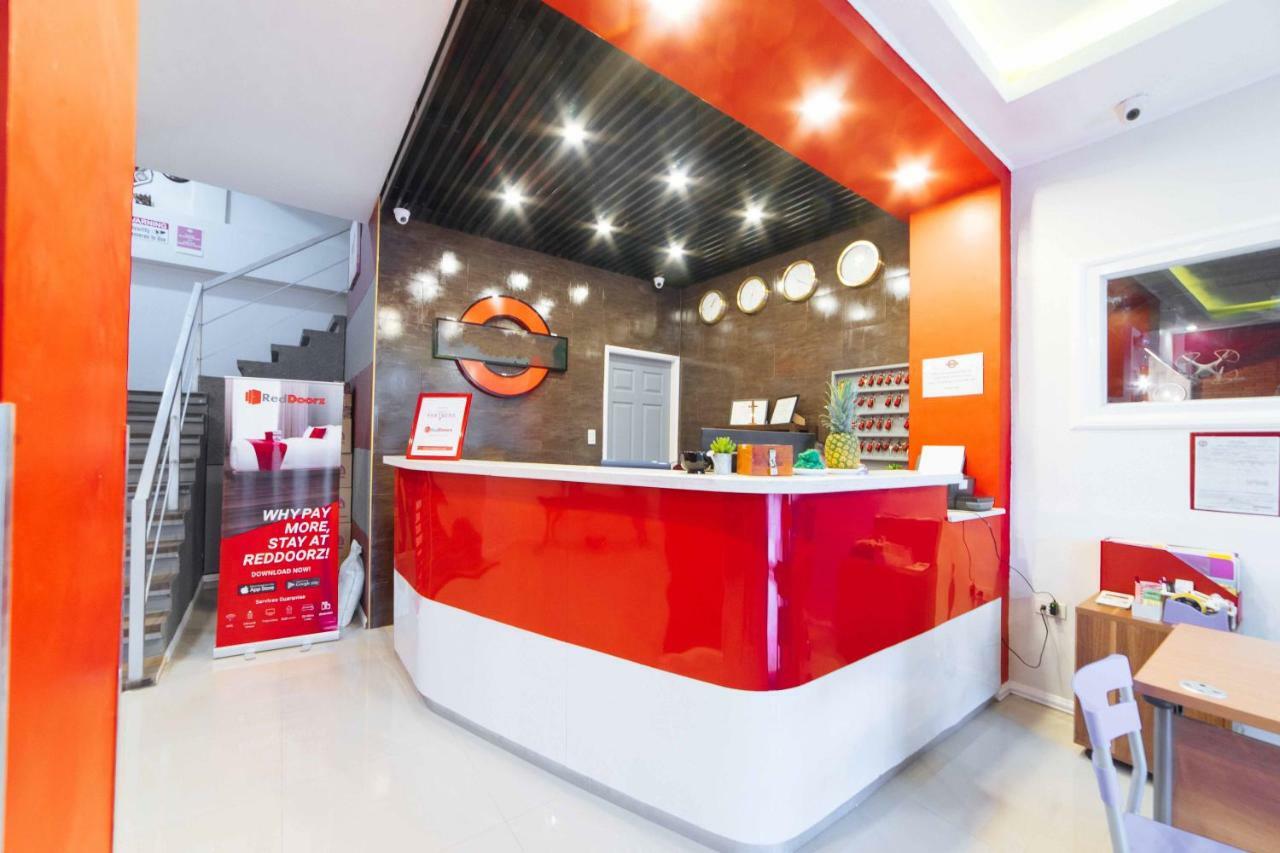 Reddoorz Plus Near Sm Lanang Davao Bagian luar foto