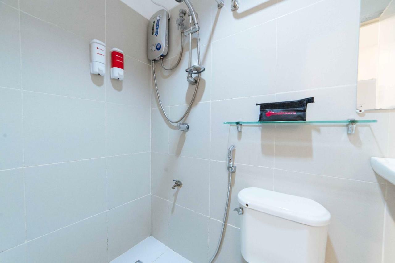 Reddoorz Plus Near Sm Lanang Davao Bagian luar foto