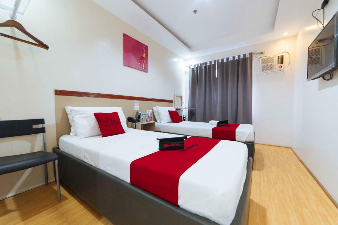 Reddoorz Plus Near Sm Lanang Davao Bagian luar foto